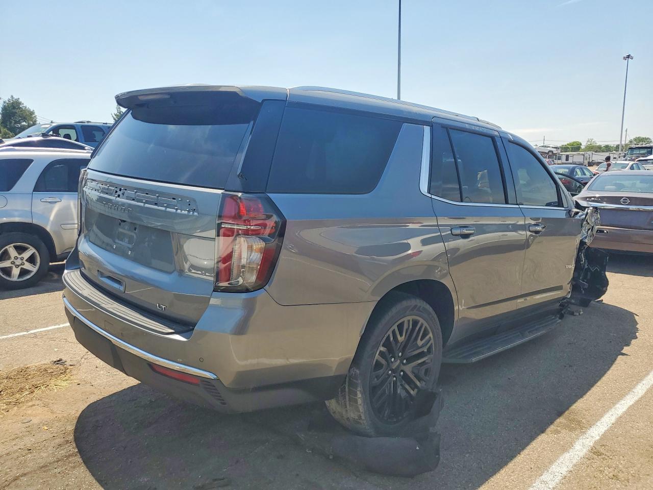 2021 Chevrolet Tahoe K1500 Lt - zdjęcie 3