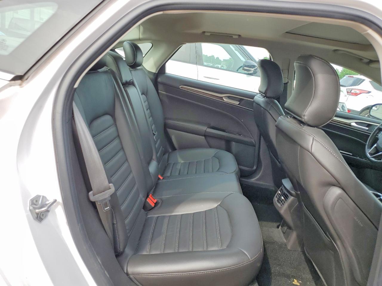 2016 Ford Fusion Se - zdjęcie 10