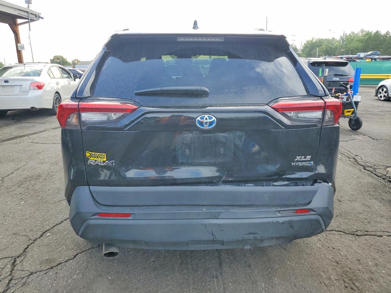 2021 Toyota Rav4 Xle - zdjęcie 6