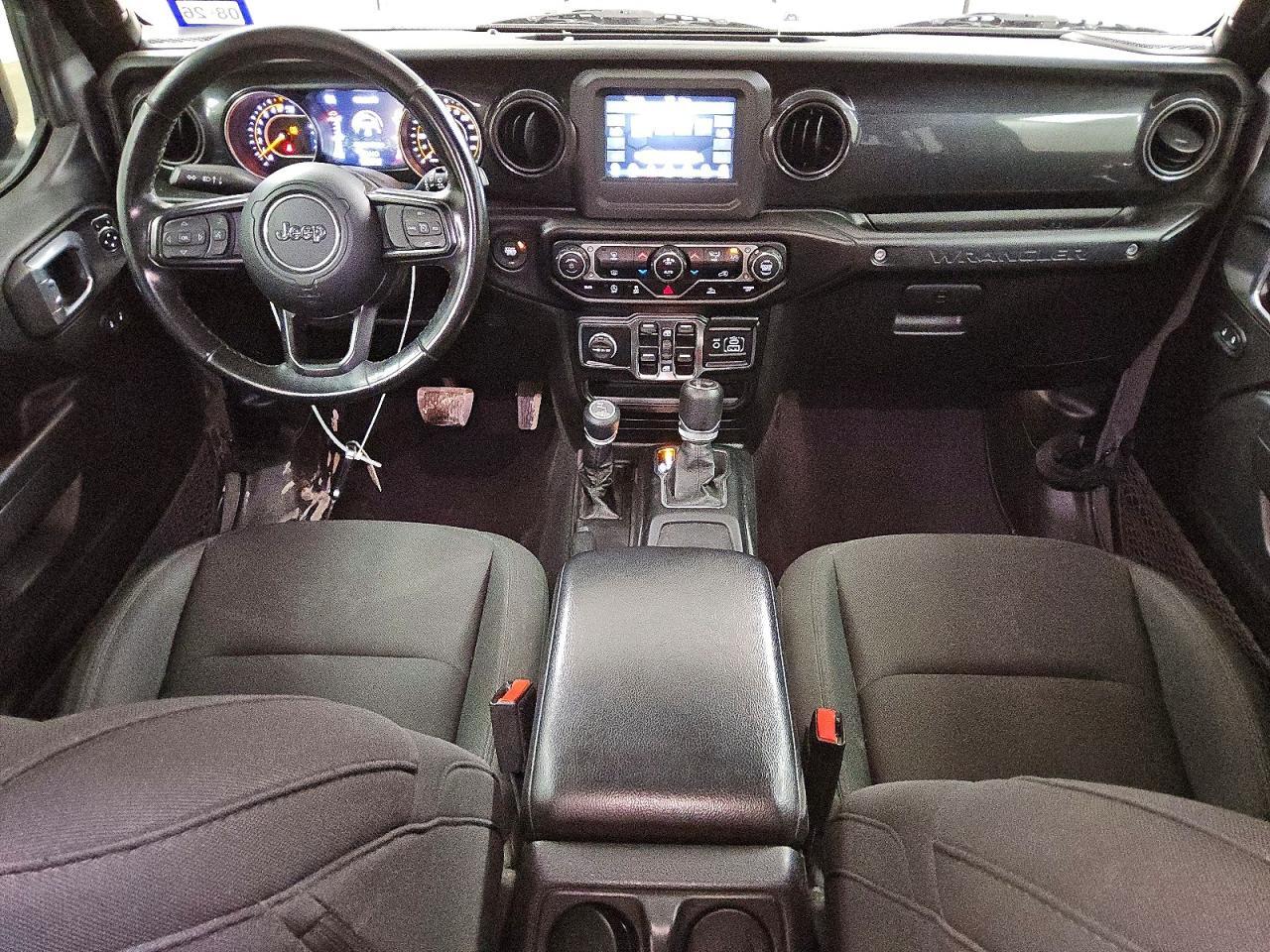 2022 Jeep Wrangler Unlimited Sport - zdjęcie 8