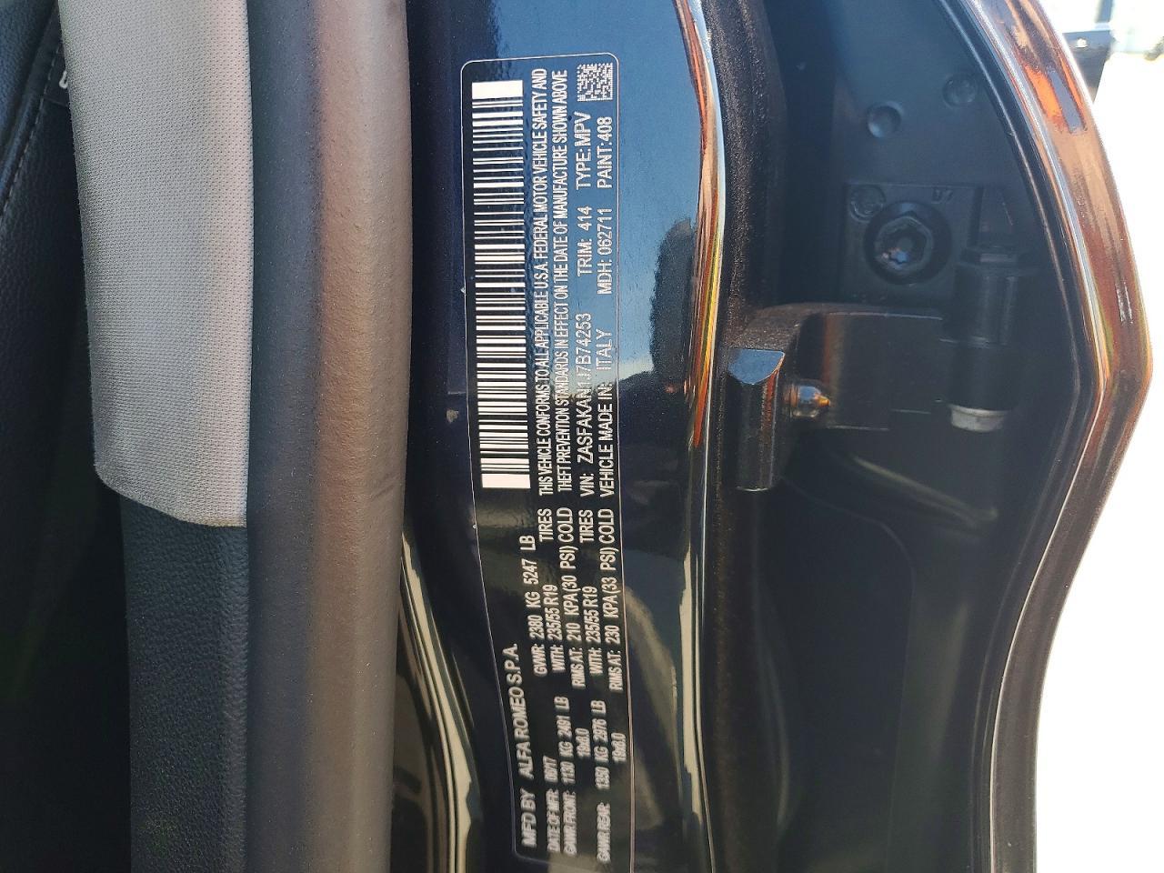 2018 Alfa Romeo Stelvio - zdjęcie 13