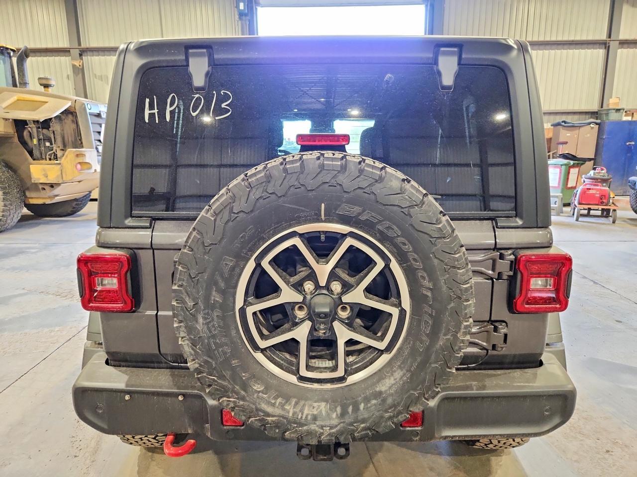 2025 Jeep Wrangler Rubicon - zdjęcie 6