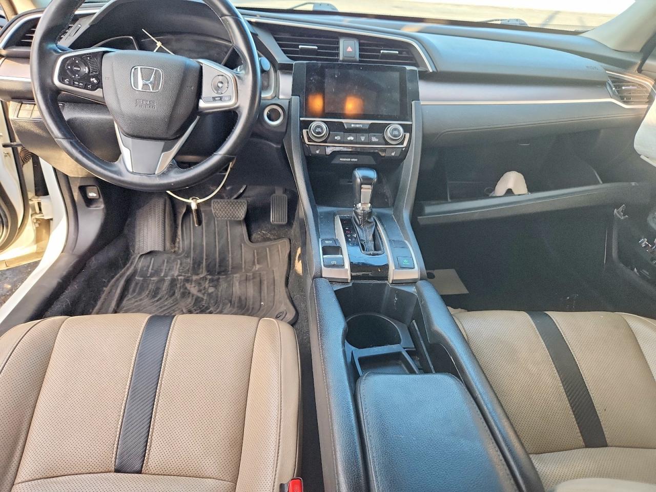 2016 Honda Civic Touring - zdjęcie 8