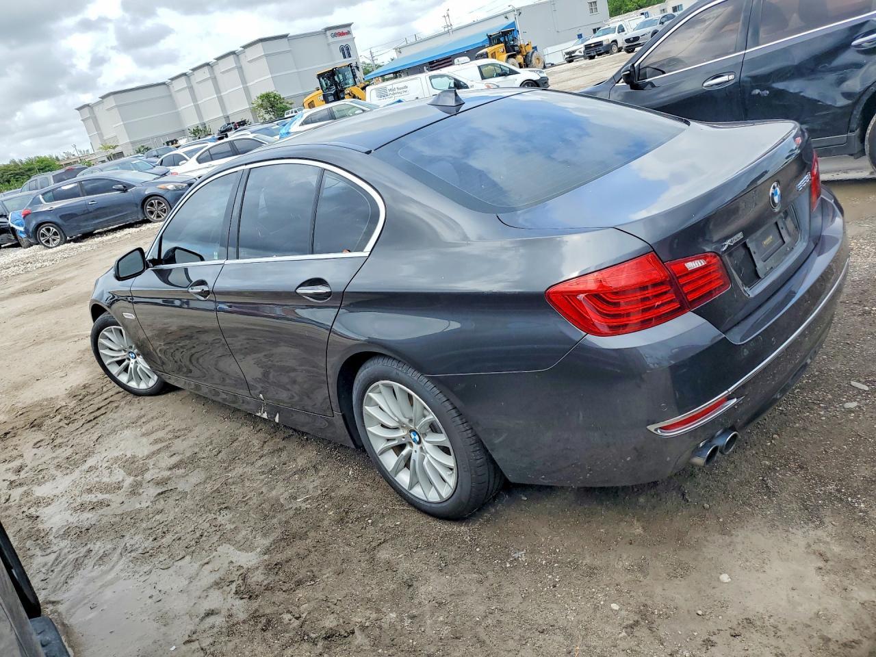 2016 BMW 528 Xi - zdjęcie 2