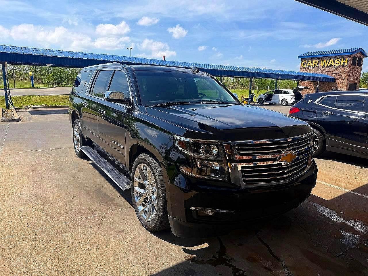 2018 Chevrolet Suburban K1500 Premier - zdjęcie główne