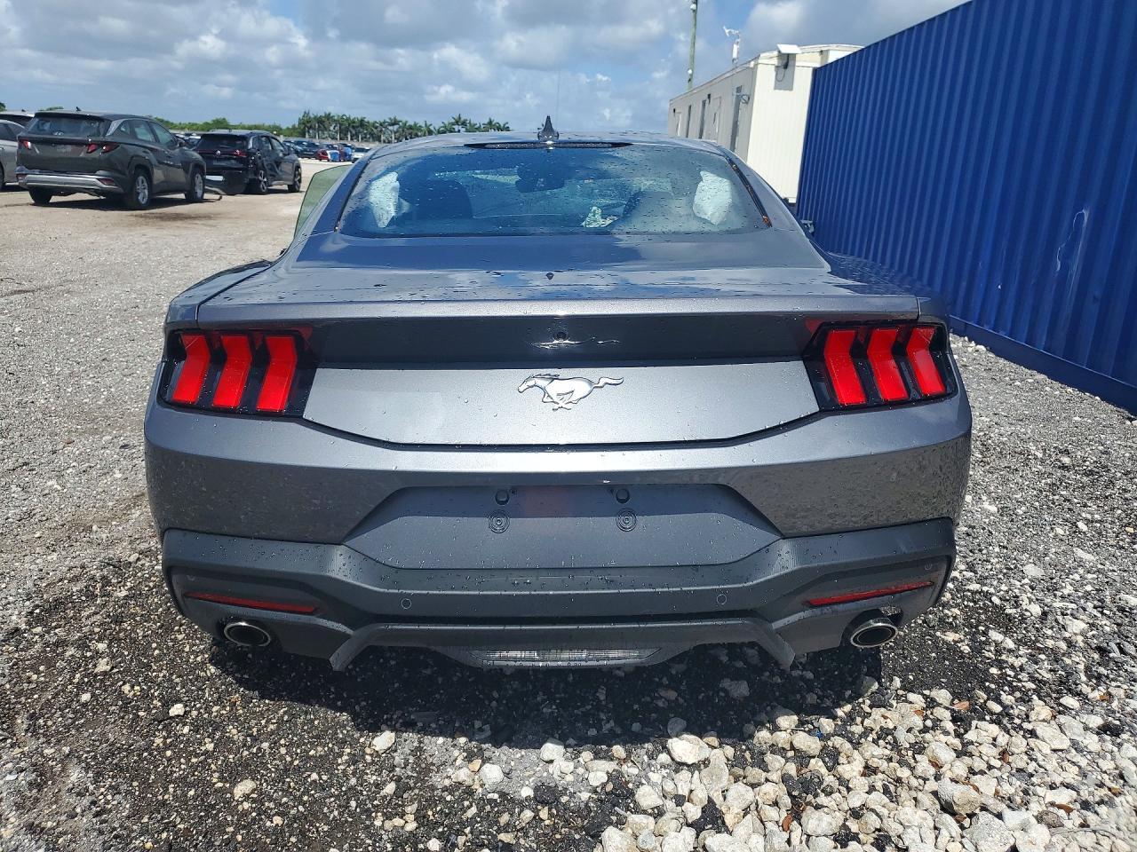 2026 Ford Mustang - zdjęcie 6