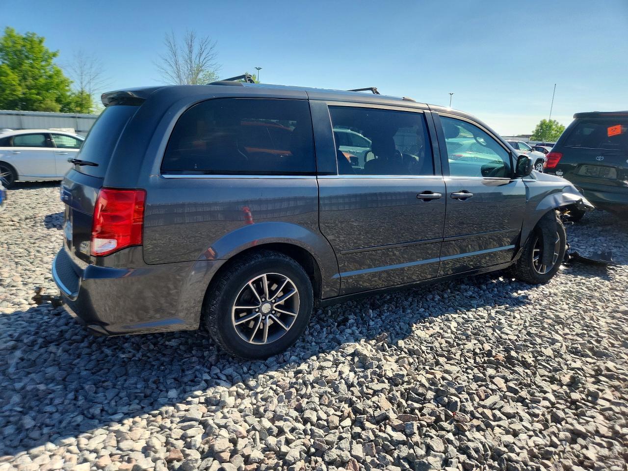 2017 Dodge Grand Caravan Sxt - zdjęcie 3