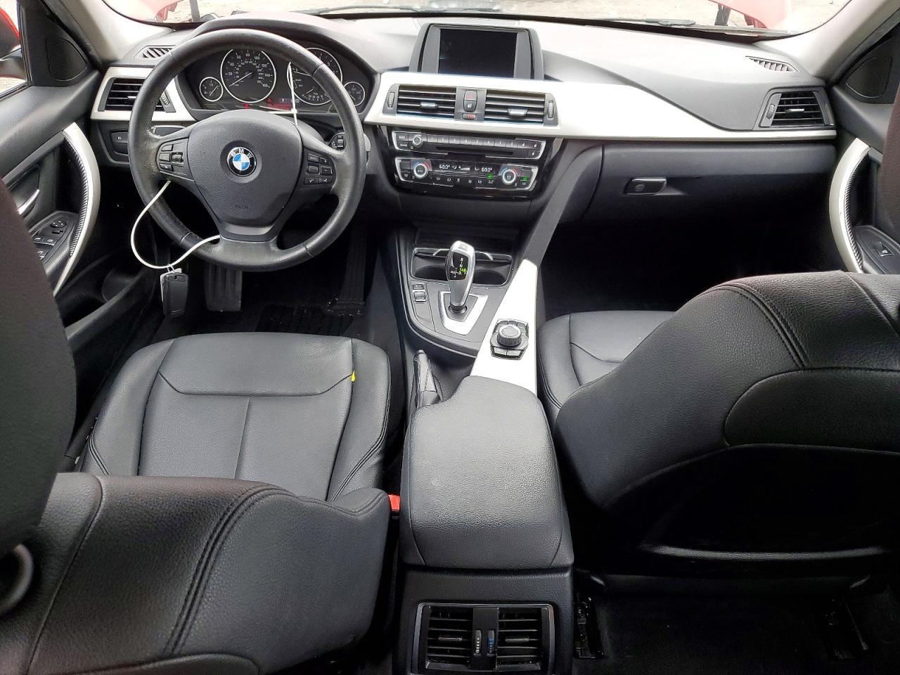 2018 BMW 320 I - zdjęcie 8