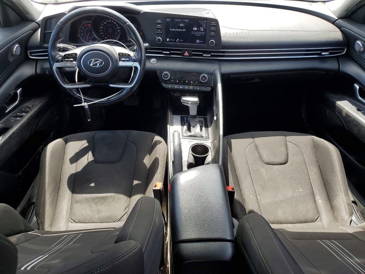 2022 Hyundai Elantra Sel - zdjęcie 8