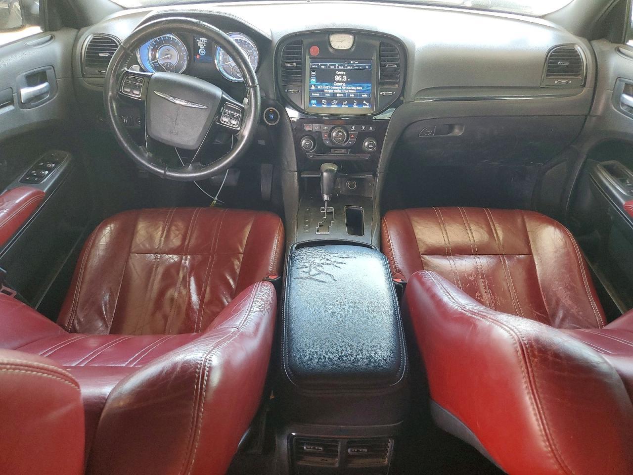 2013 Chrysler 300 S - zdjęcie 8