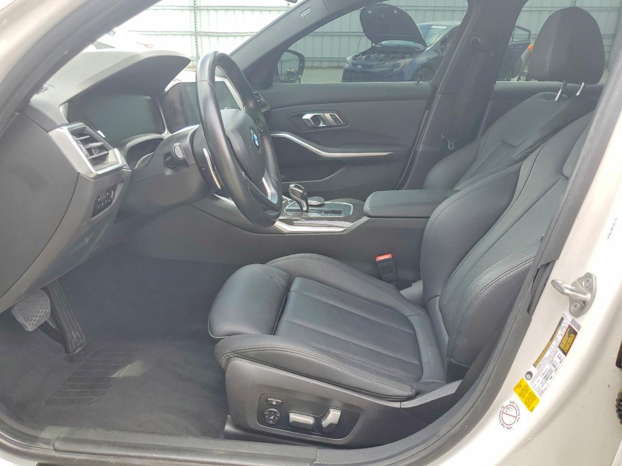 2019 BMW 330I - zdjęcie 7