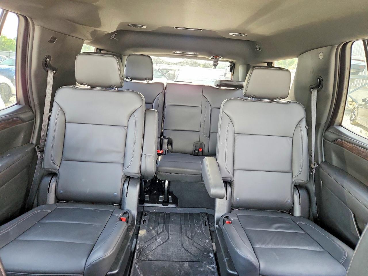 2024 Chevrolet Tahoe K1500 Z71 - zdjęcie 10