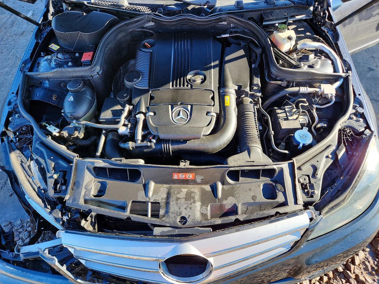 2013 Mercedes-Benz C 250 - zdjęcie 11
