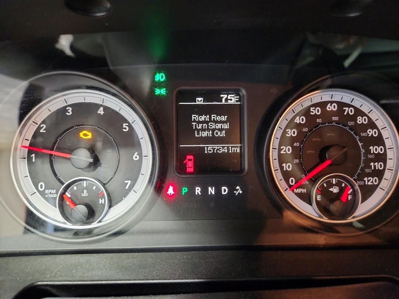 2013 Ram 1500 St - zdjęcie 9