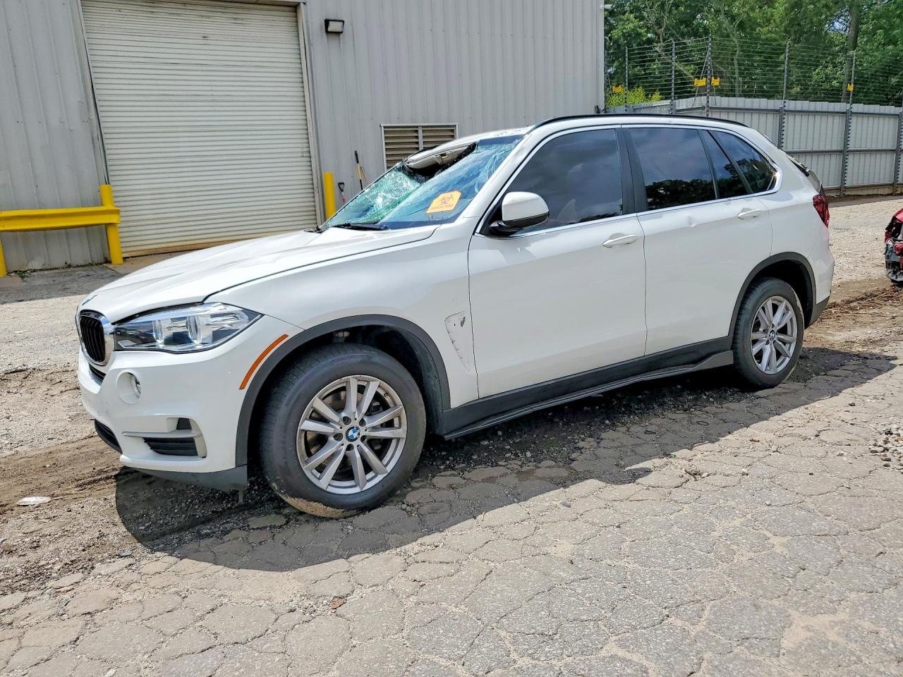 2015 BMW X5 xDrive35I - zdjęcie główne