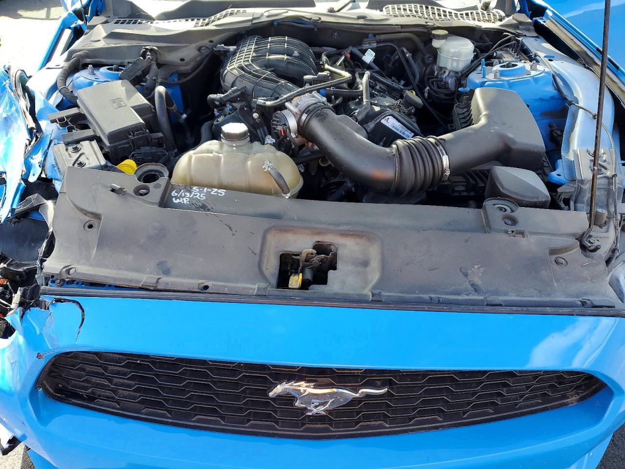 2017 Ford Mustang - zdjęcie 11