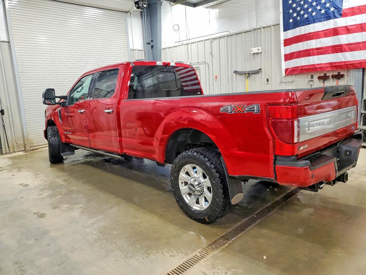 2022 Ford F350 Super Duty - zdjęcie 2