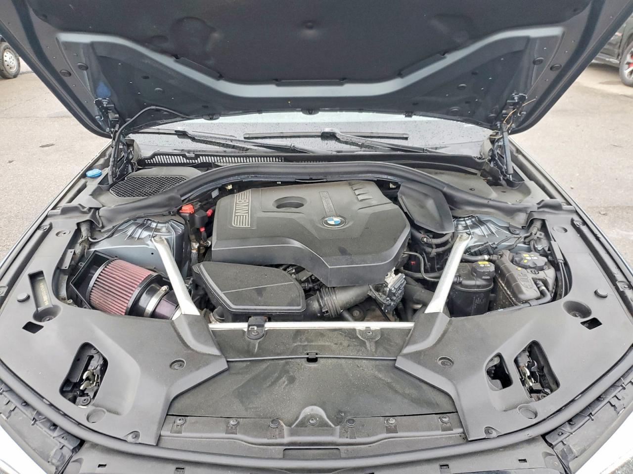 2018 BMW 530 Xi - zdjęcie 11