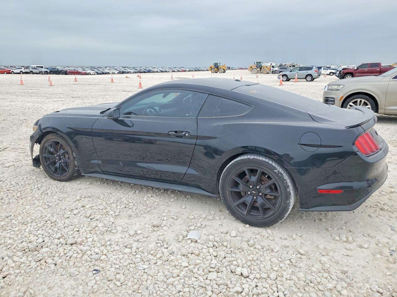 2017 Ford Mustang Gt - zdjęcie 2