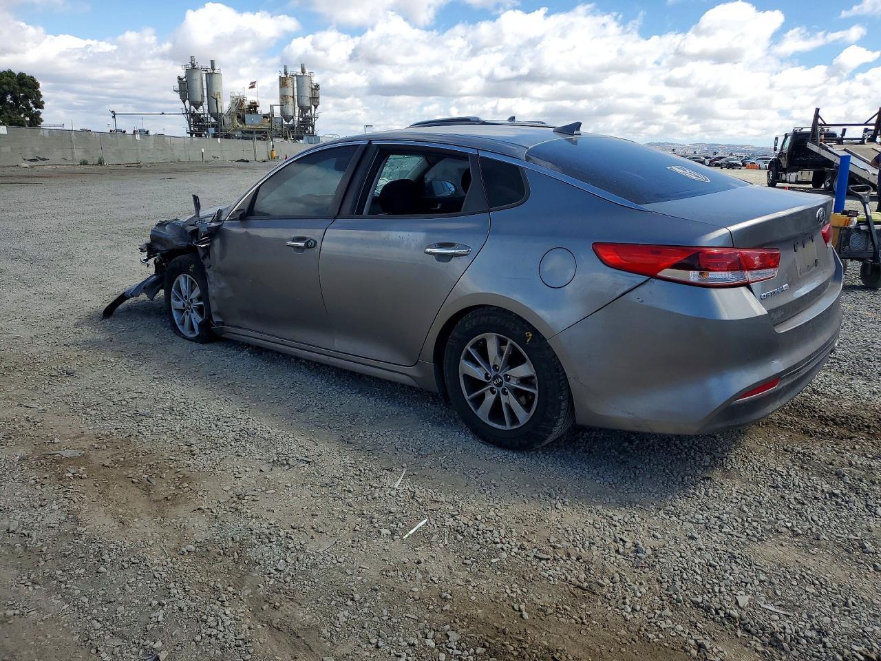 2016 Kia Optima Lx - zdjęcie 2