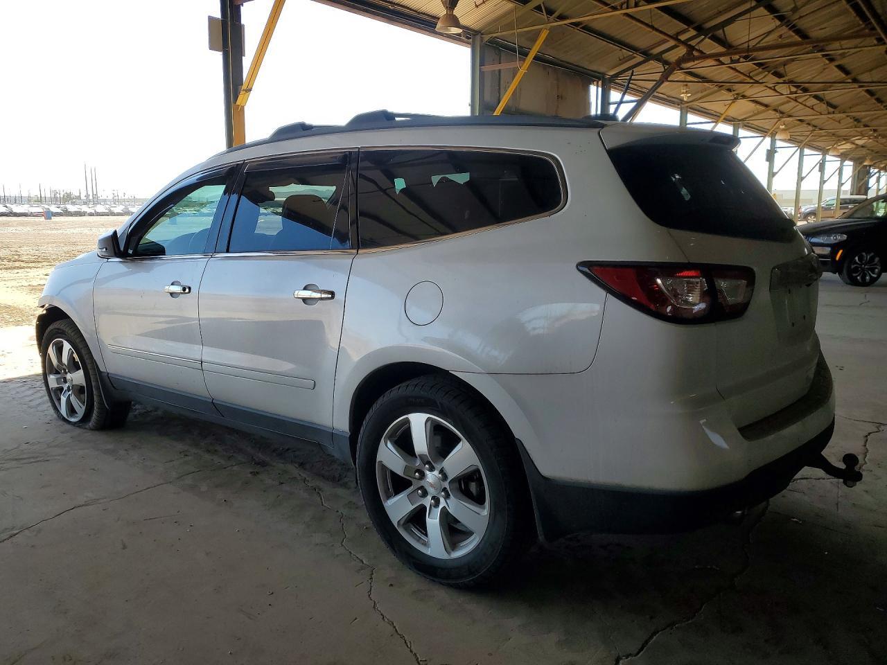 2016 Chevrolet Traverse Ltz - zdjęcie 2