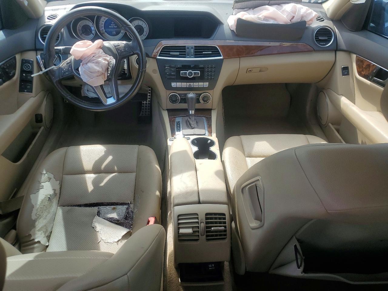 2014 Mercedes-Benz C 300 4Matic - zdjęcie 8