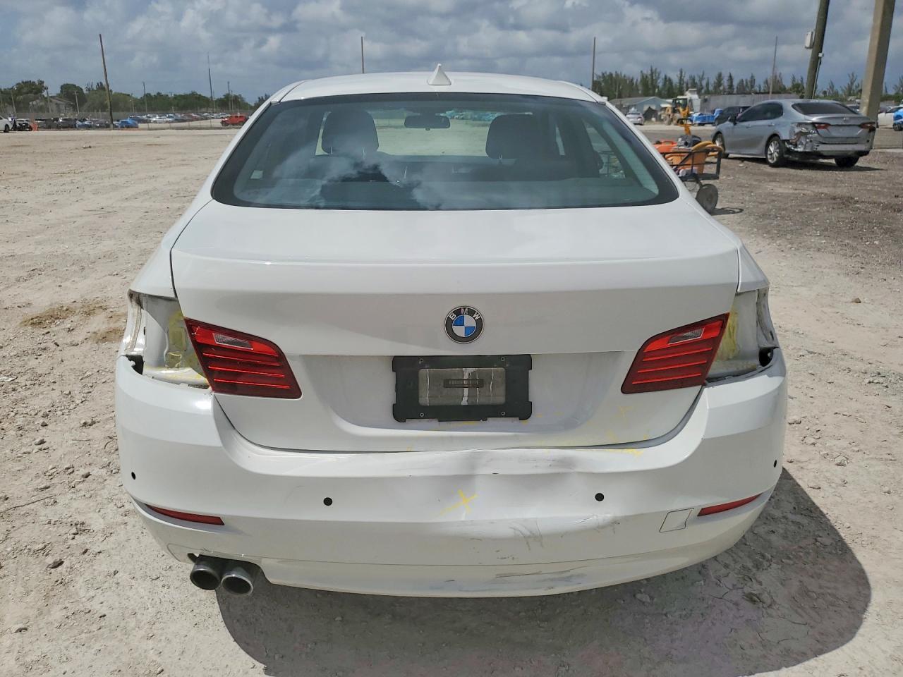 2016 BMW 528 I - zdjęcie 6