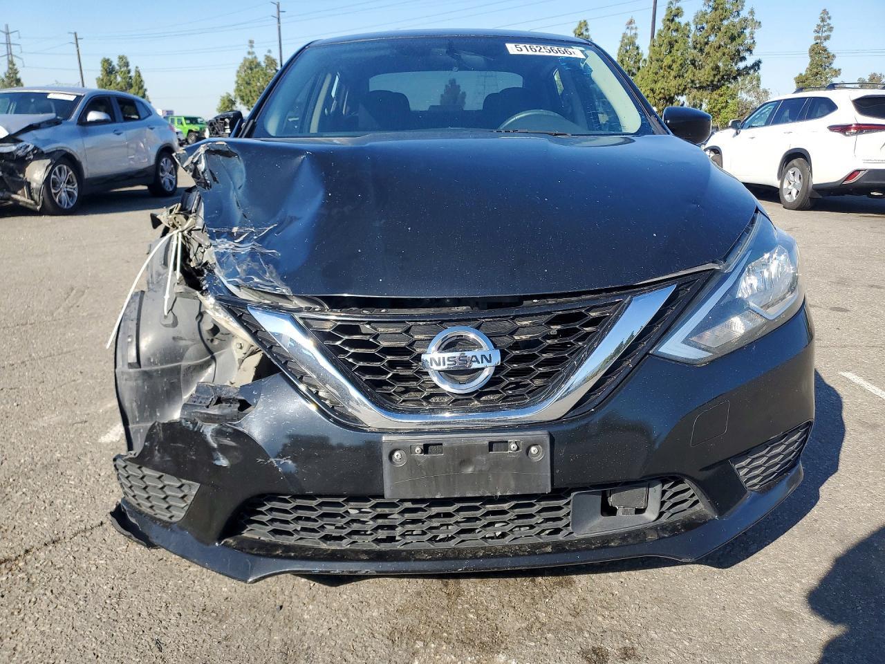 2018 Nissan Sentra S - zdjęcie 5