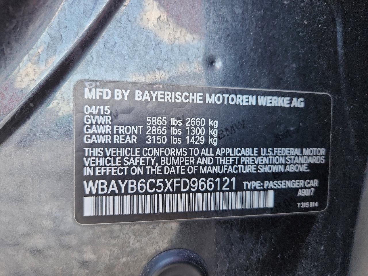 2015 BMW 750 Xi - zdjęcie 12