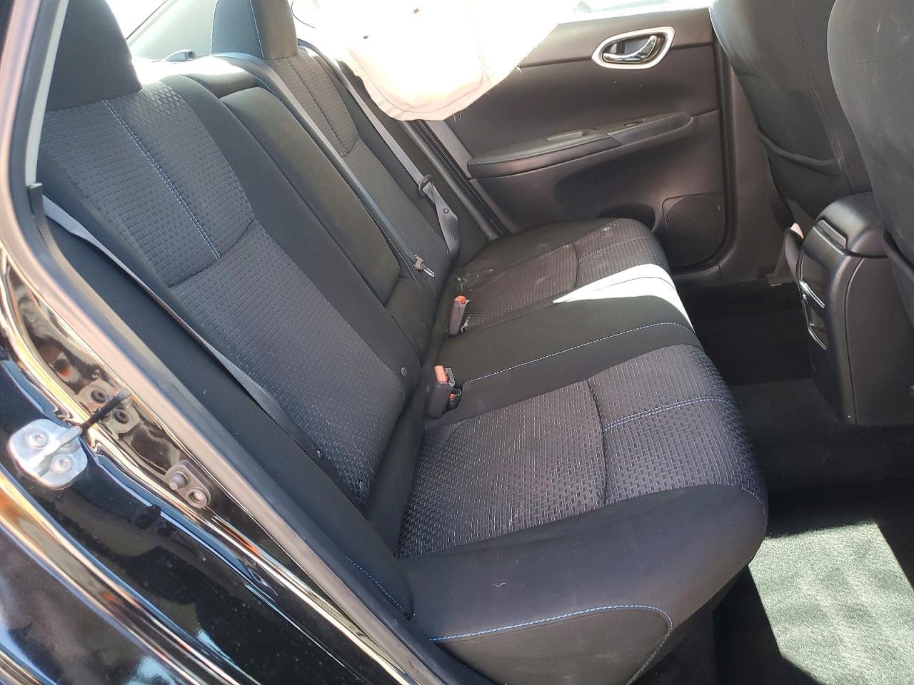 2016 Nissan Sentra Sr - zdjęcie 10