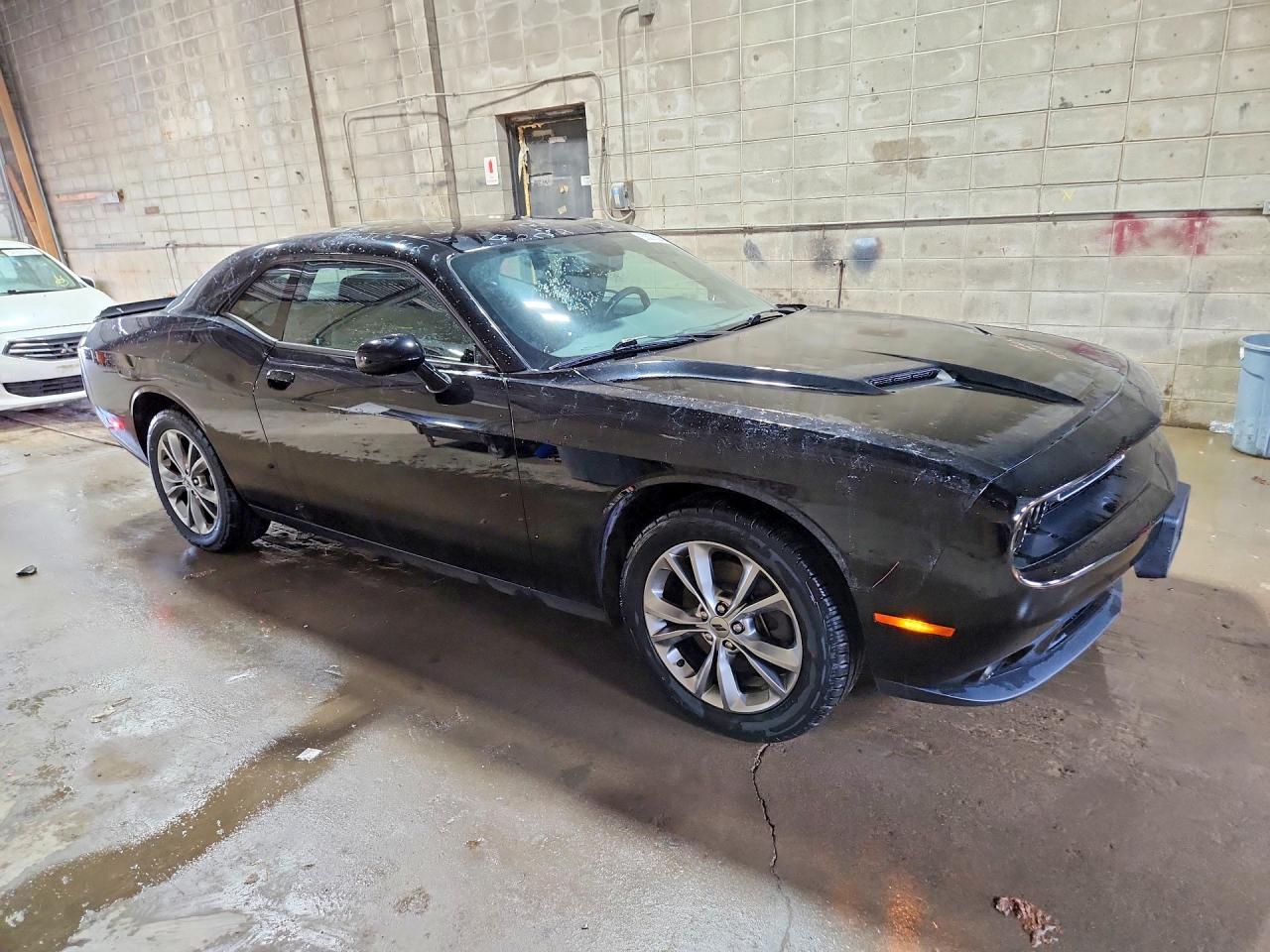 2020 Dodge Challenger Sxt - zdjęcie 4
