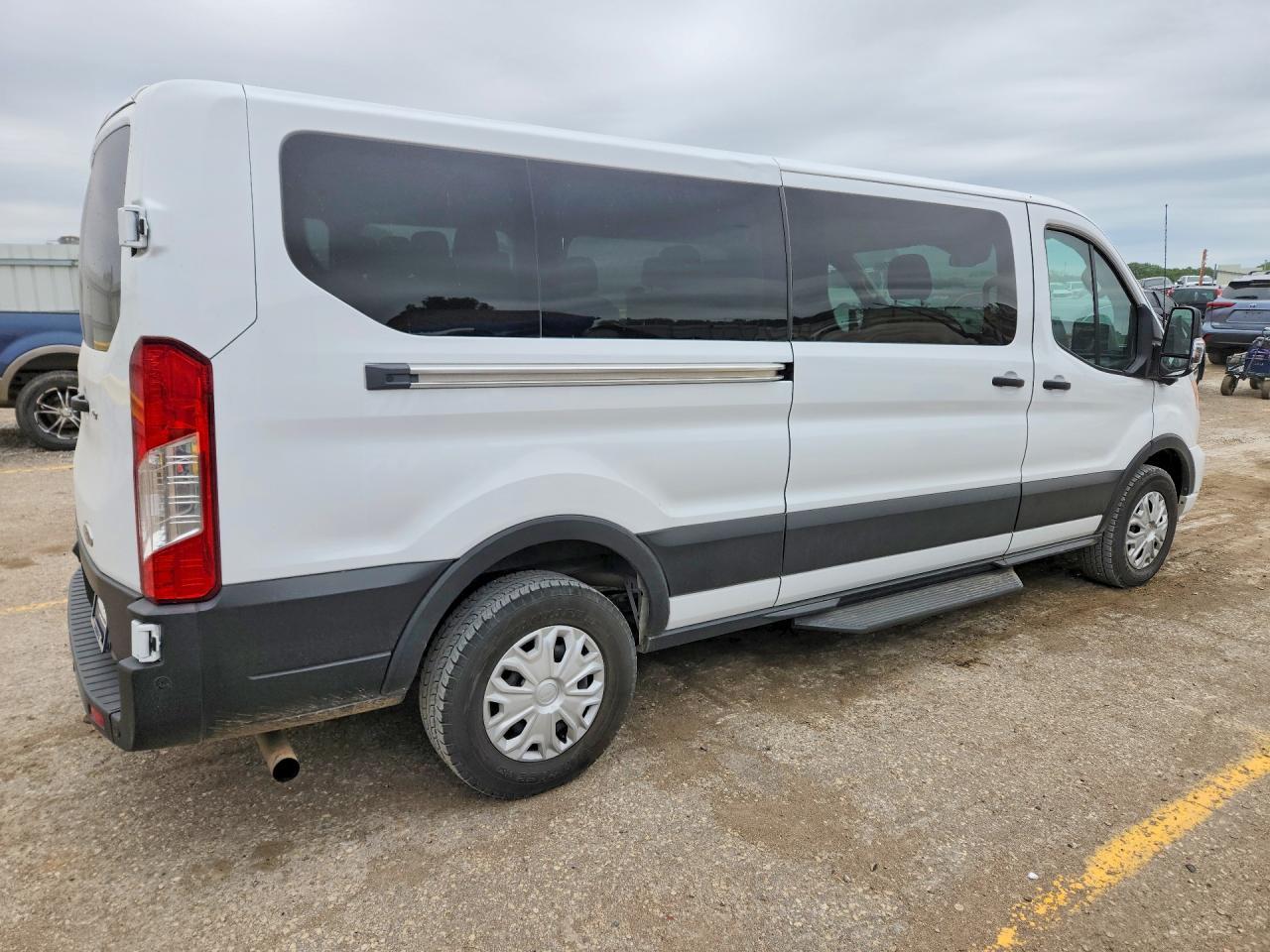 2022 Ford Transit T-350 - zdjęcie 3