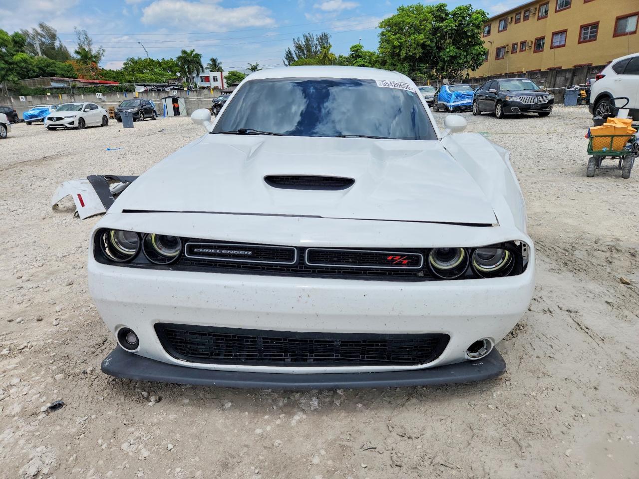 2019 Dodge Challenger R - zdjęcie 5