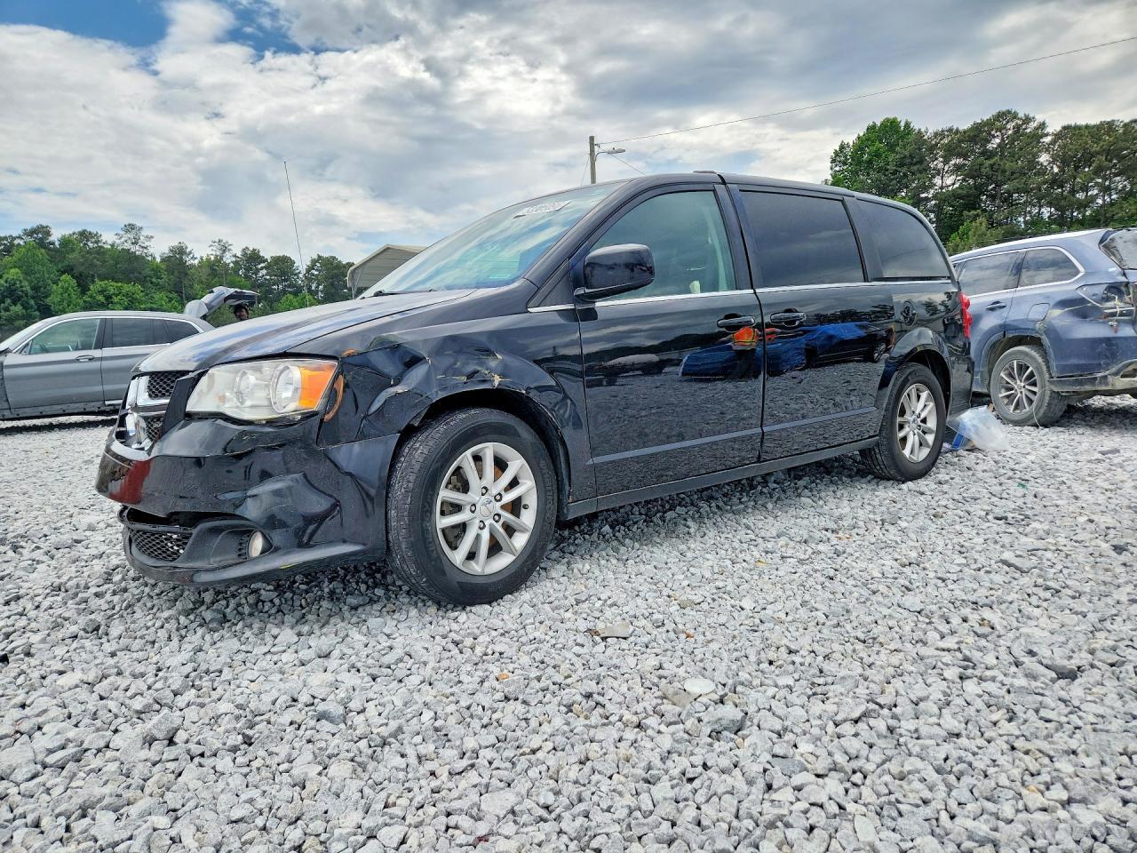 2018 Dodge Grand Caravan Sxt - zdjęcie główne