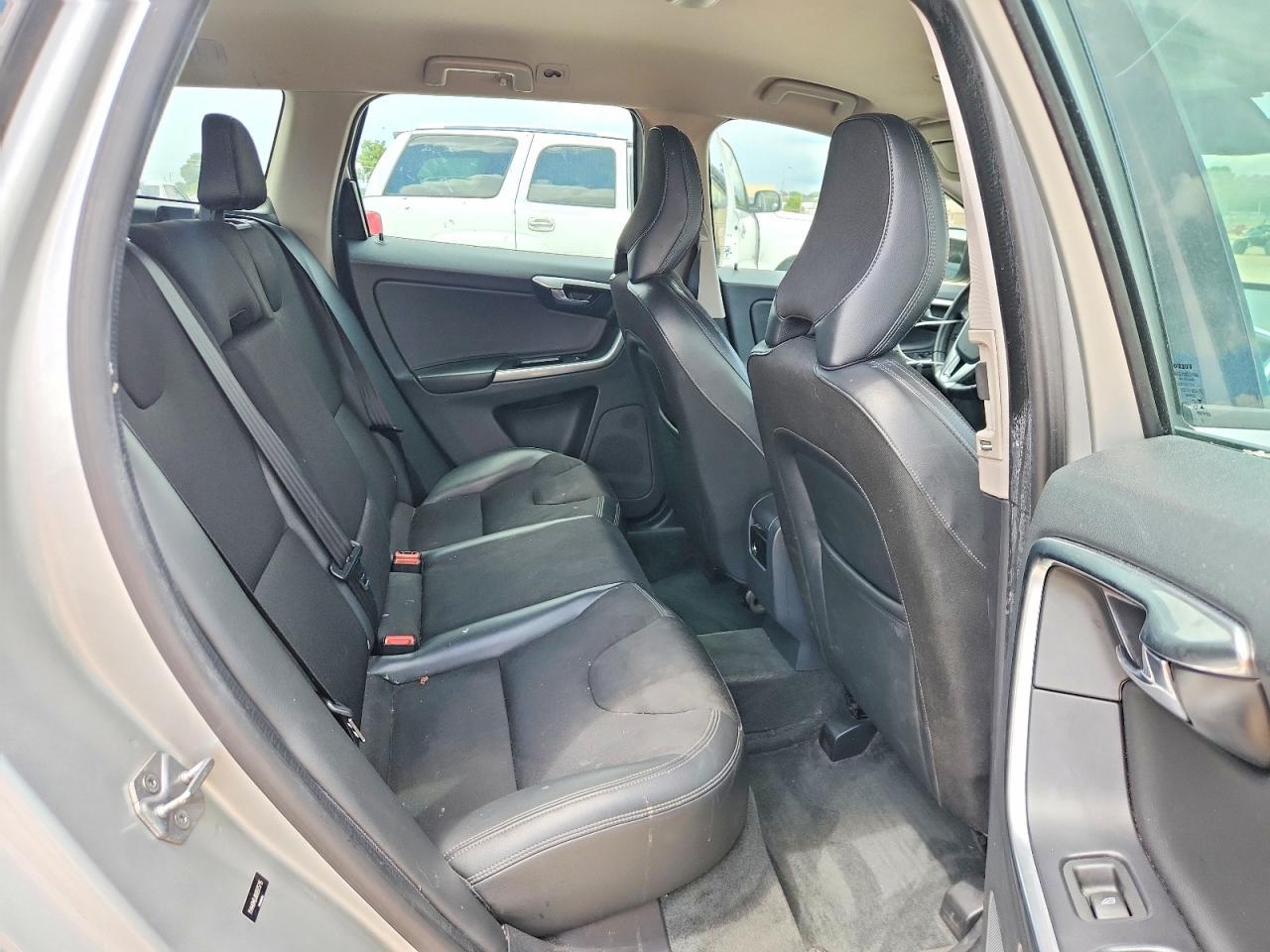 2017 Volvo Xc60 T5 - zdjęcie 11