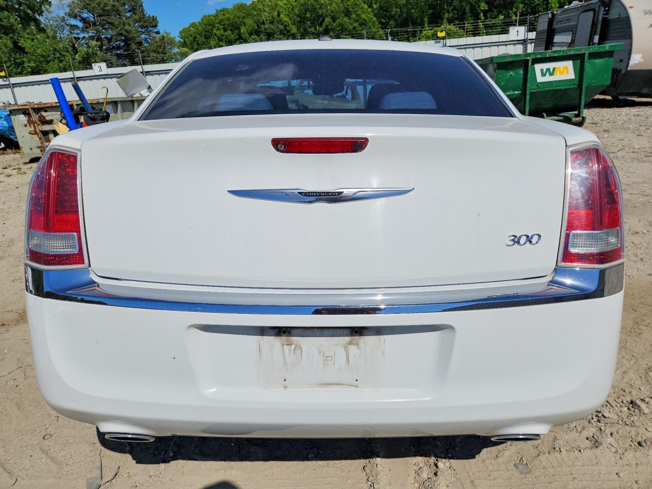 2013 Chrysler 300 - zdjęcie 6