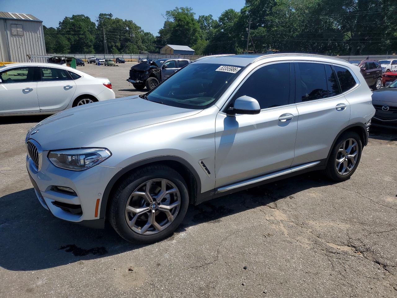 2021 BMW X3 xDrive30I - zdjęcie główne