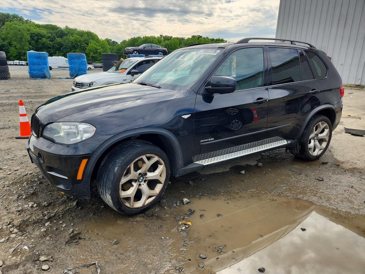2013 BMW X5 xDrive35I - zdjęcie główne