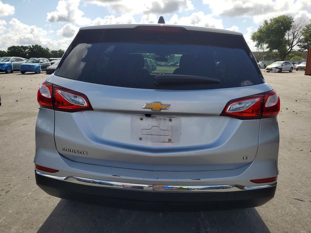 2021 Chevrolet Equinox Lt - zdjęcie 6