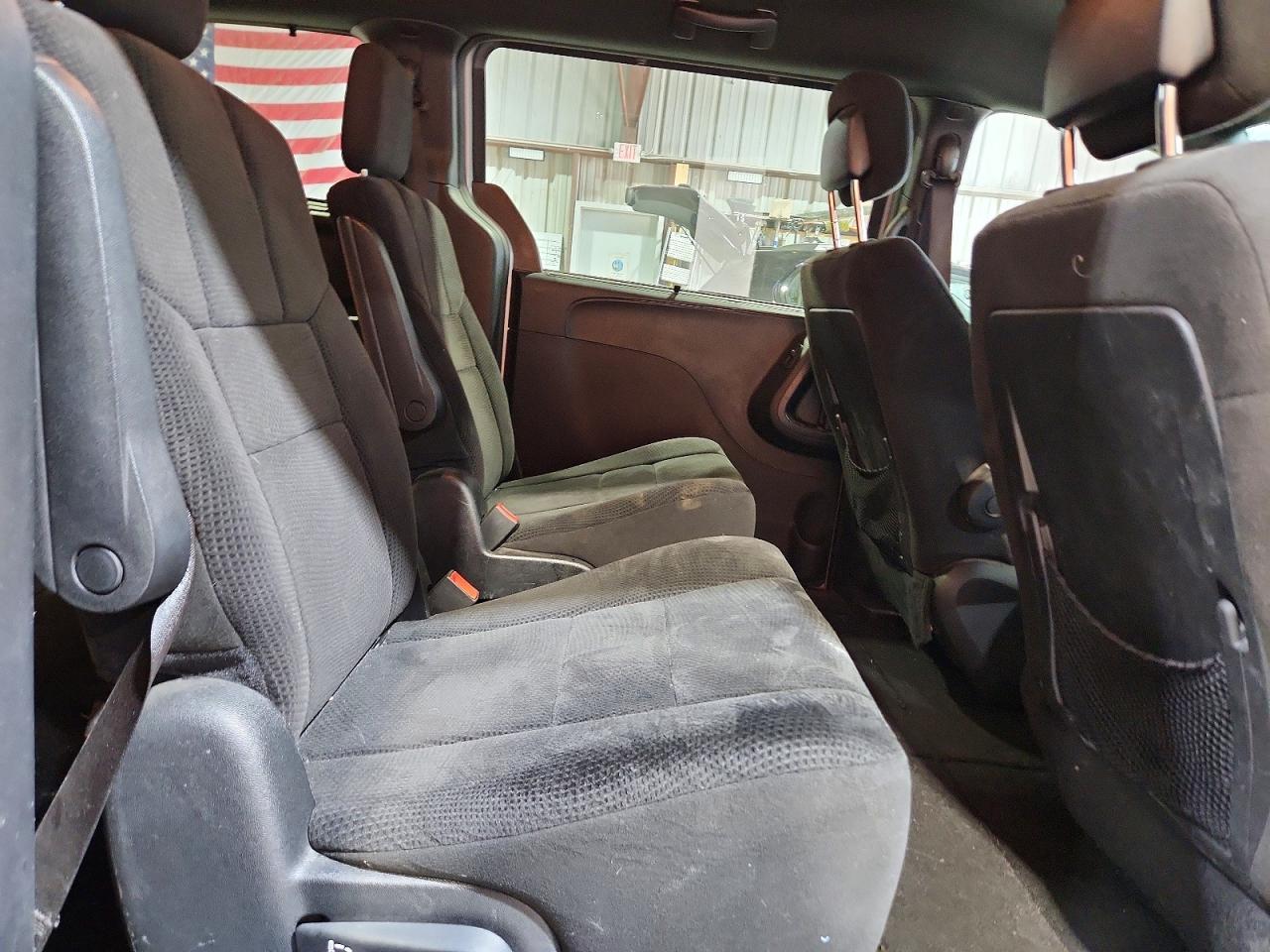 2014 Dodge Grand Caravan Sxt - zdjęcie 11