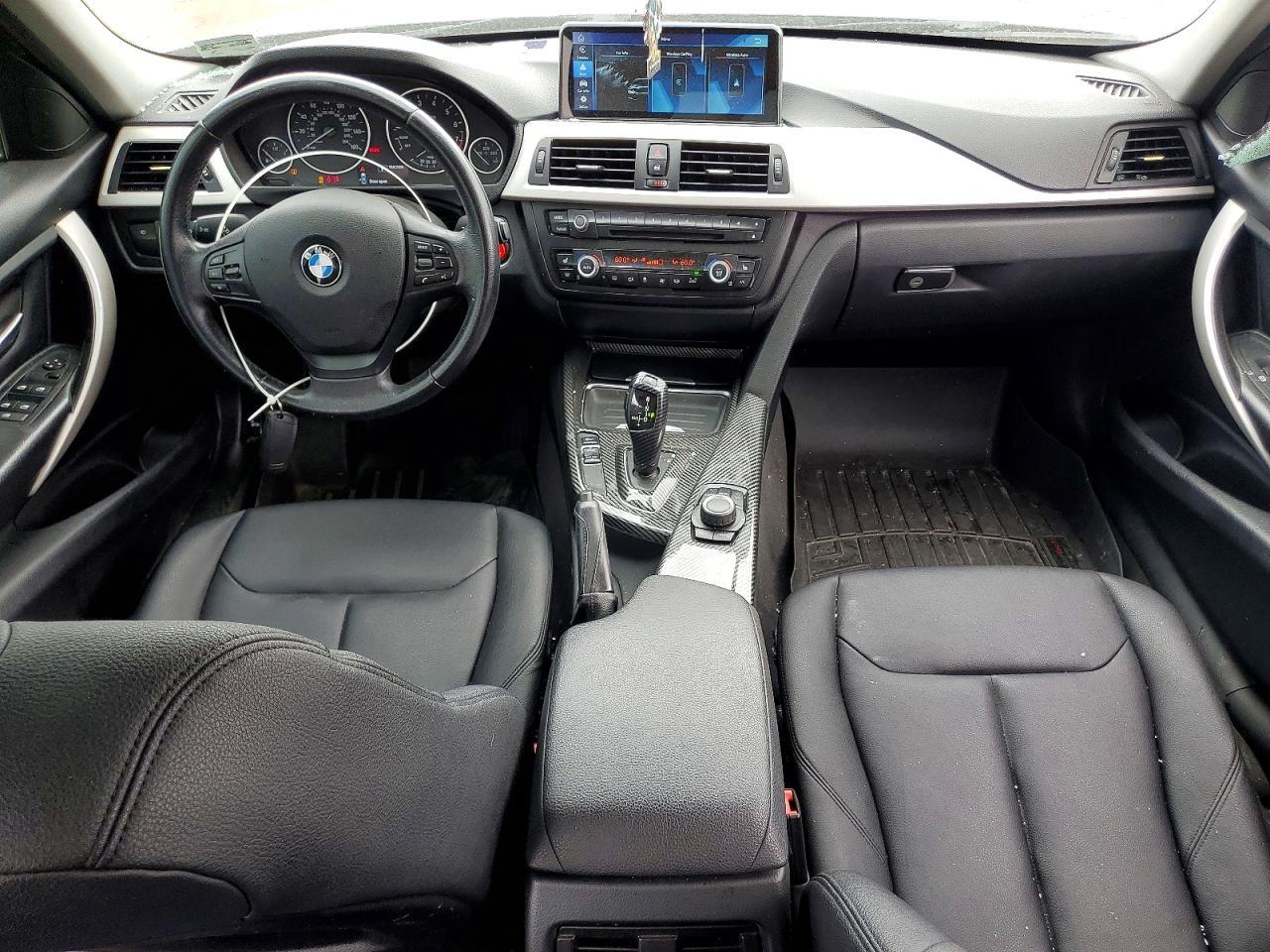 2013 BMW 320 I xDrive - zdjęcie 8