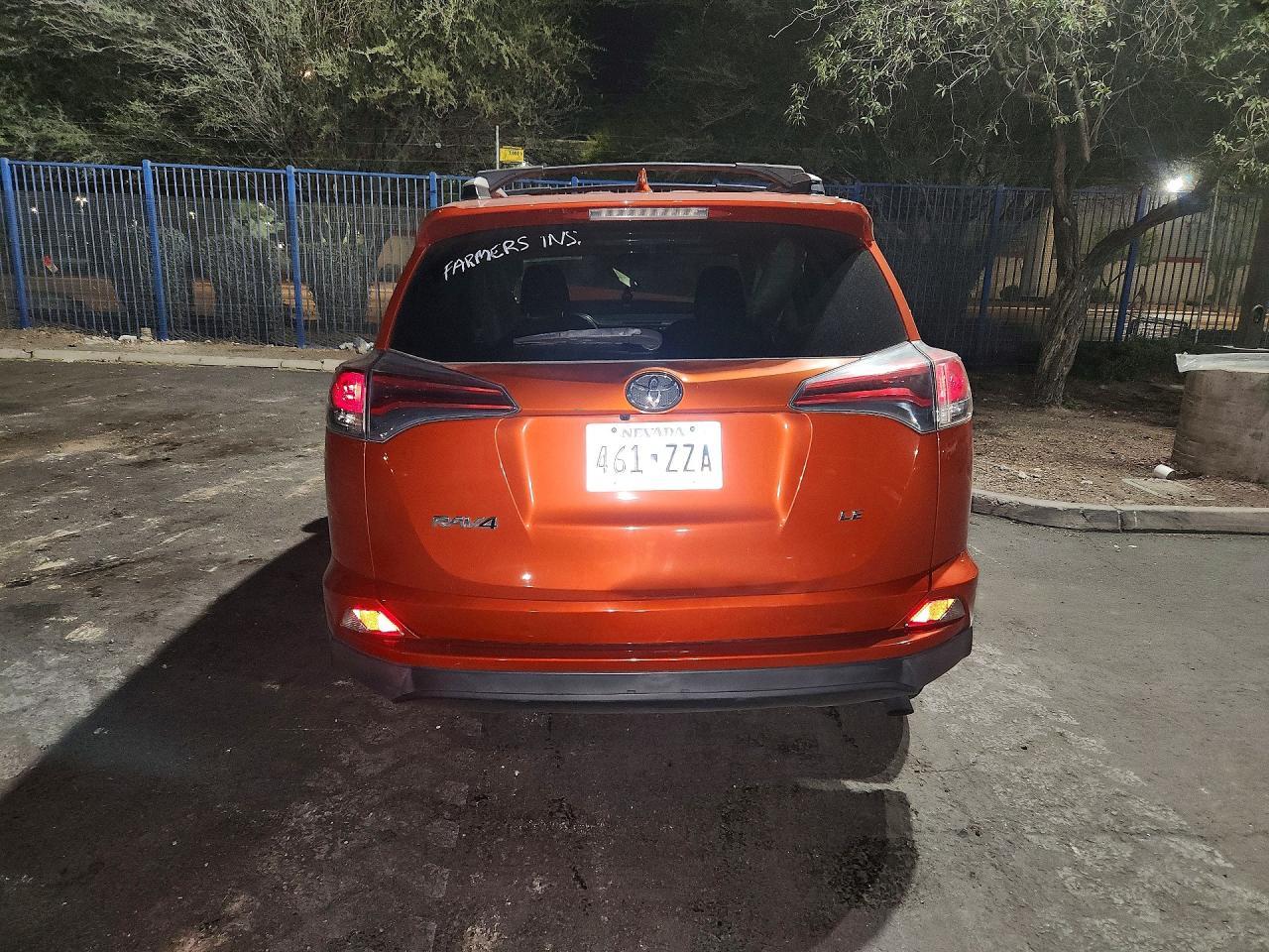 2016 Toyota Rav4 Le - zdjęcie 6