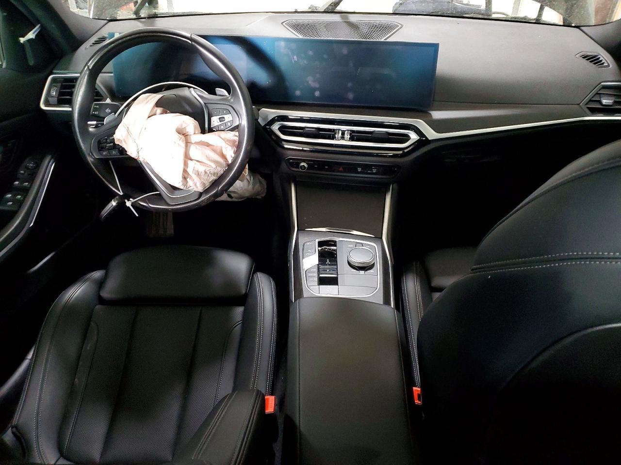 2024 BMW 330Xi - zdjęcie 8