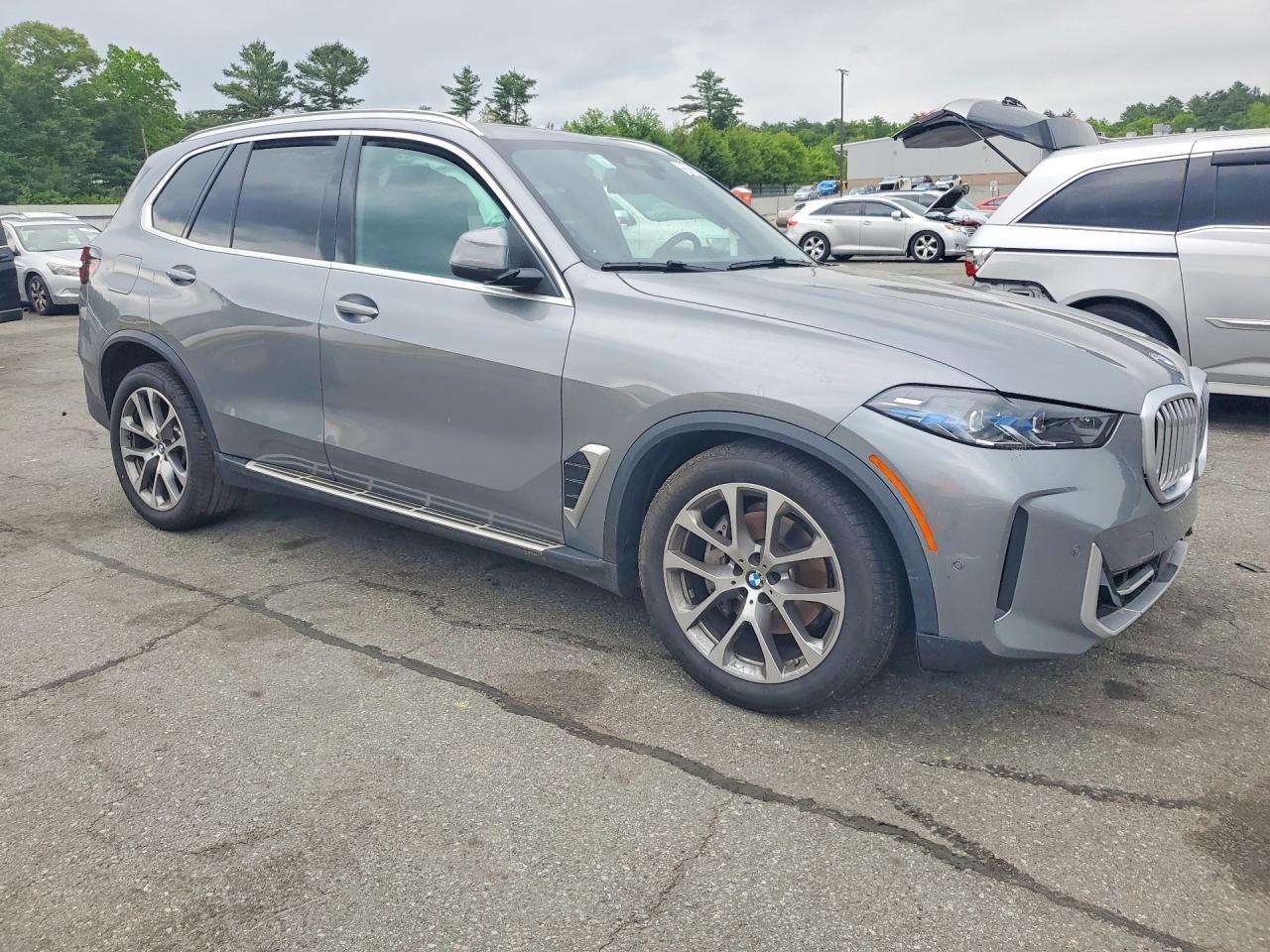 2026 BMW X5 xDrive4 - zdjęcie 4