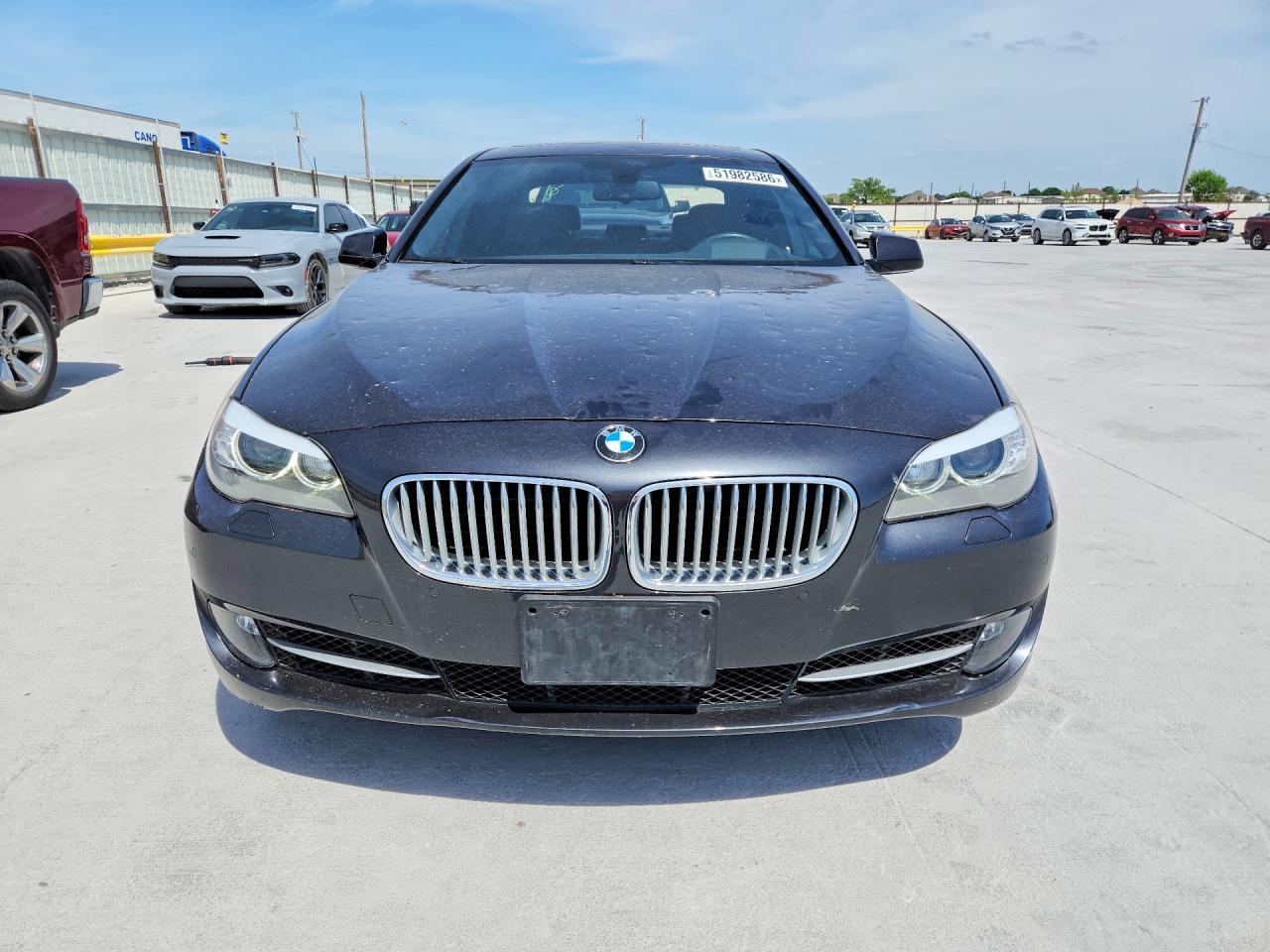 2013 BMW 550 - zdjęcie 5