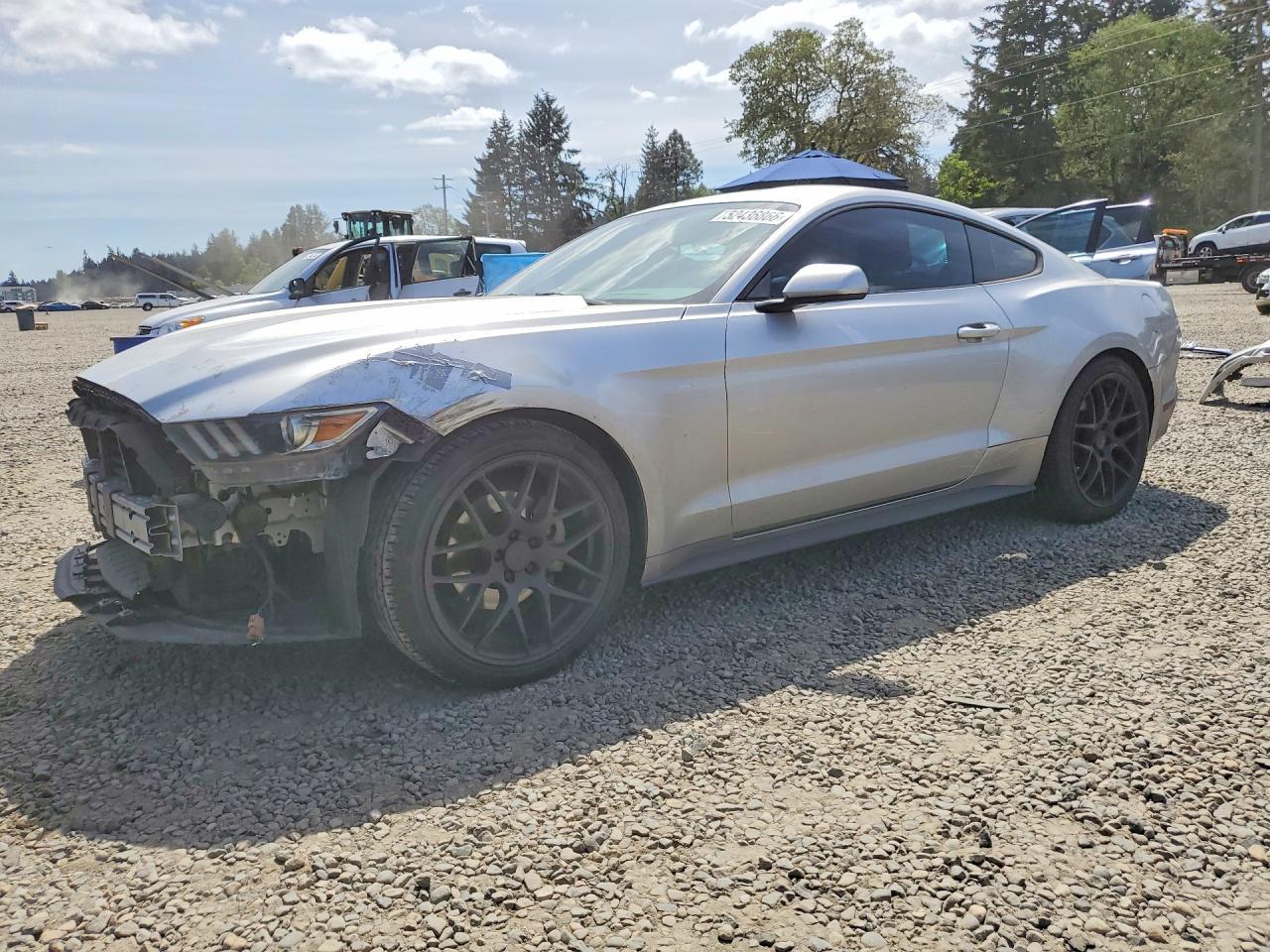2015 Ford Mustang - zdjęcie główne