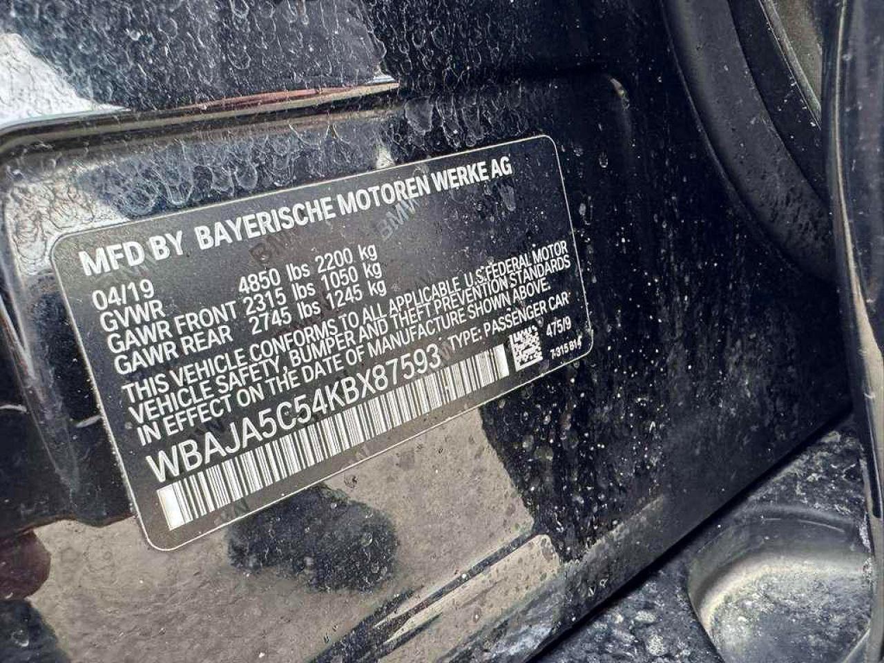 2019 BMW 530 I - zdjęcie 10