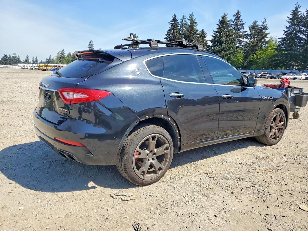 2017 Maserati Levante S Sport - zdjęcie 3