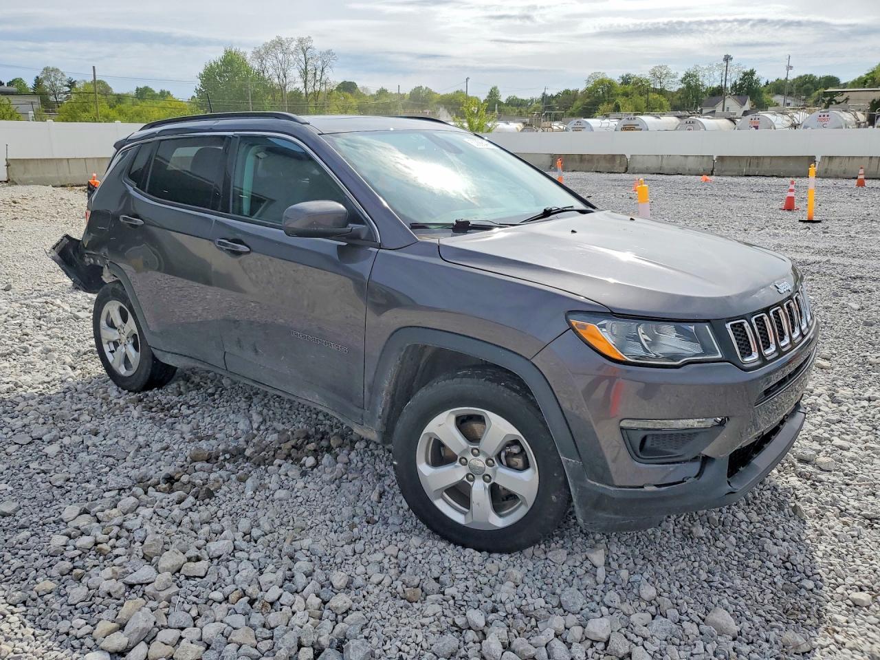 2019 Jeep Compass Latitude - zdjęcie 4