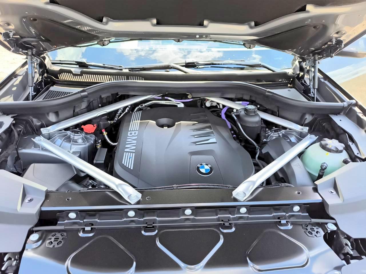 2026 BMW X5 xDrive40I - zdjęcie 12